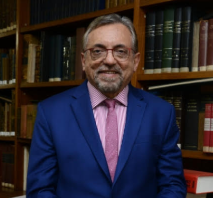 Foto do Prof. Dr. Álvaro Nagib Atallah